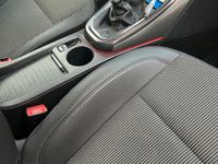 Gebraucht Opel Astra 140 PS (102 kW) 2011 Schwarz Kombi