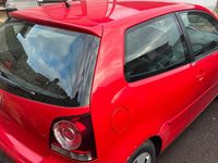 Gebraucht VW Polo 63 PS (46 kW) 2006 Rot Kleinwagen