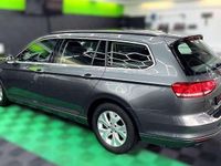 Usado VW Passat 150 HP (110 kW) 2016 Cinzento Sedan
