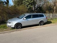 Gebraucht VW Passat 140 PS (102 kW) 2005 Silber Kombi
