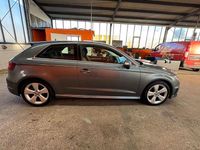 Gebraucht Audi A3 Ambition 179 PS (131 kW) 2014 Grau Limousine