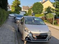 Gebraucht Peugeot 208 Allure 110 PS (80 kW) 2017 Kleinwagen