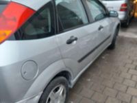 Gebraucht Ford Focus 101 PS (74 kW) 2003 Silber Limousine