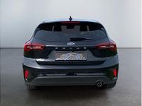 Neu Ford Focus 155 PS (114 kW) 2026 Schwarz (obsidianschwarz metallic) Kombi
