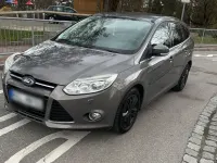 Używany Ford Focus Titanium 125 KM (91 kW) 2014 Srebrny Kombi