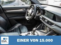 Gebraucht Alfa Romeo Stelvio Veloce 209 PS (153 kW) 2022 Silber SUV