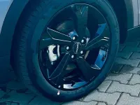 Neu KGM Tivoli 163 PS (119 kW) 2026 Silber SUV