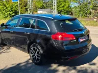 Gebraucht Opel Insignia 131 PS (96 kW) 2011 Schwarz Kombi