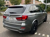 gebraucht BMW X5 xDrive30d - M Paket Pano B&W Shadow Line