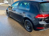 Gebraucht VW Golf VII Sound 110 PS (80 kW) 2018 Schwarz Limousine