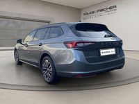 Gebraucht Skoda Superb Selection 150 PS (110 kW) 2025 Grau Kombi