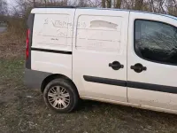 Gebraucht Fiat Doblò 75 PS (55 kW) 2009 Weiß Van / Kleinbus