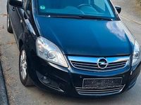 Gebraucht Opel Zafira 110 PS (80 kW) 2012 Schwarz Van / Kleinbus
