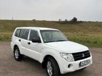 Gebraucht Mitsubishi Pajero 200 PS (147 kW) 2012 Weiß SUV