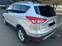 Gebraucht Ford Kuga 150 PS (110 kW) 2015 Silber SUV