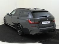 Gebraucht BMW 330 M Sport 265 PS (194 kW) 2020 Dravitgrau metallic Kombi