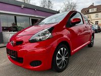 Gebraucht Toyota Aygo Cool 68 PS (50 kW) 2010 Rot Kleinwagen