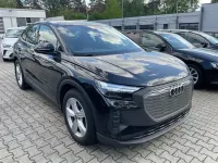 Gebraucht Audi Q4 Sportback e-tron Basis 125 kW (170 PS) 2022 Schwarz SUV