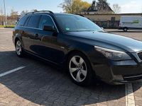Gebraucht BMW 525 197 PS (144 kW) 2008 Schwarz Kombi