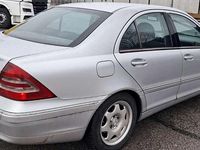 Gebraucht Mercedes C220 Elegance 143 PS (105 kW) 2001 Limousine