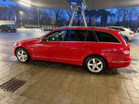 Gebraucht Mercedes C200 Elegance 136 PS (100 kW) 2009 Rot Kombi