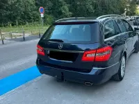 Gebraucht Mercedes E350 Avantgarde 231 PS (169 kW) 2010 Blau Kombi