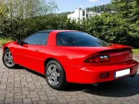Gebraucht Chevrolet Camaro 193 PS (141 kW) 2000 Rot Coupé