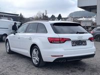 Gebraucht Audi A4 Basis 190 PS (139 kW) 2015 Weiß Kombi