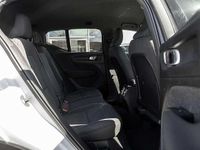 Gebraucht Volvo XC40 Core 169 kW (231 PS) 2023 Crystal weiss SUV