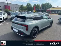 Neu Kia K4 Spirit 150 PS (110 kW) 2026 Grau Limousine