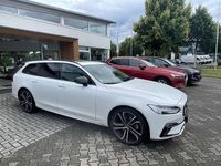 Gebraucht Volvo V90 Ultimate 197 PS (144 kW) 2024 Crystal white Kombi