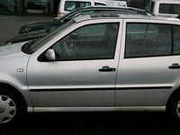 Gebraucht VW Polo 50 PS (36 kW) 1999 Silber Kleinwagen