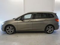 Gebraucht BMW 220 Gran Tourer Sport Line 190 PS (139 kW) 2017 Silber Van / Kleinbus