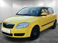 Gebraucht Skoda Fabia Style 60 PS (44 kW) 2010 Gelb Limousine
