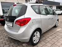 Gebraucht Opel Meriva Innovation 101 PS (74 kW) 2012 Silber Van / Kleinbus