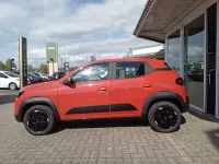 Neu Dacia Spring Extreme 30 kW (41 PS) 2026 Rot Kleinwagen