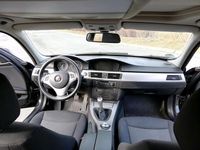 Używany BMW 320 163 KM (119 kW) 2005 Czarny Sedan/Limuzyna