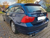 Gebraucht BMW 325 Exclusive 218 PS (160 kW) 2011 Blau Kombi