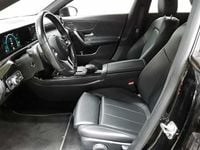 Gebraucht Mercedes CLA250e Shooting Brake Progressive 160 PS (117 kW) 2022 Nachtschwarz Kombi