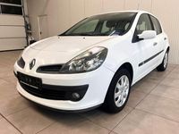 Gebraucht Renault Clio II Dynamique 75 PS (55 kW) 2008 Weiß Limousine