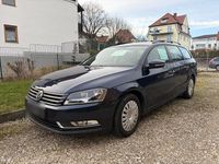 Gebraucht VW Passat 122 PS (89 kW) 2012 Blau Kombi
