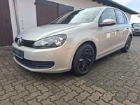 Gebraucht VW Golf VI Trendline 80 PS (58 kW) 2009 Silver leaf metallic Kleinwagen