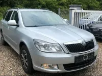 Gebraucht Skoda Octavia Ambiente 122 PS (89 kW) 2010 Silber Kombi