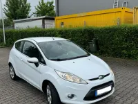 Gebraucht Ford Fiesta 86 PS (63 kW) 2010 Weiß Kleinwagen