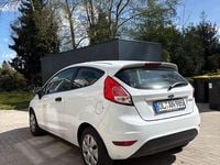 Gebraucht Ford Fiesta Trend 60 PS (44 kW) 2016 Weiß Kleinwagen