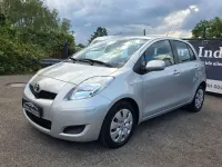 Gebraucht Toyota Yaris Cool 101 PS (74 kW) 2010 Silver mica metallic Kleinwagen
