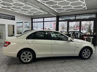 Gebraucht Mercedes C180 Classic 156 PS (114 kW) 2011 Weiß Limousine