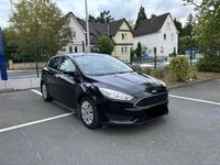 Gebraucht Ford Focus 100 PS (73 kW) 2015 Schwarz Limousine