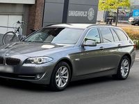 Gebraucht BMW 520 184 PS (135 kW) 2011 Grau Kombi