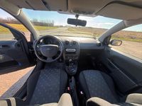 Gebraucht Ford Fiesta 60 PS (44 kW) 2005 Blau Kleinwagen